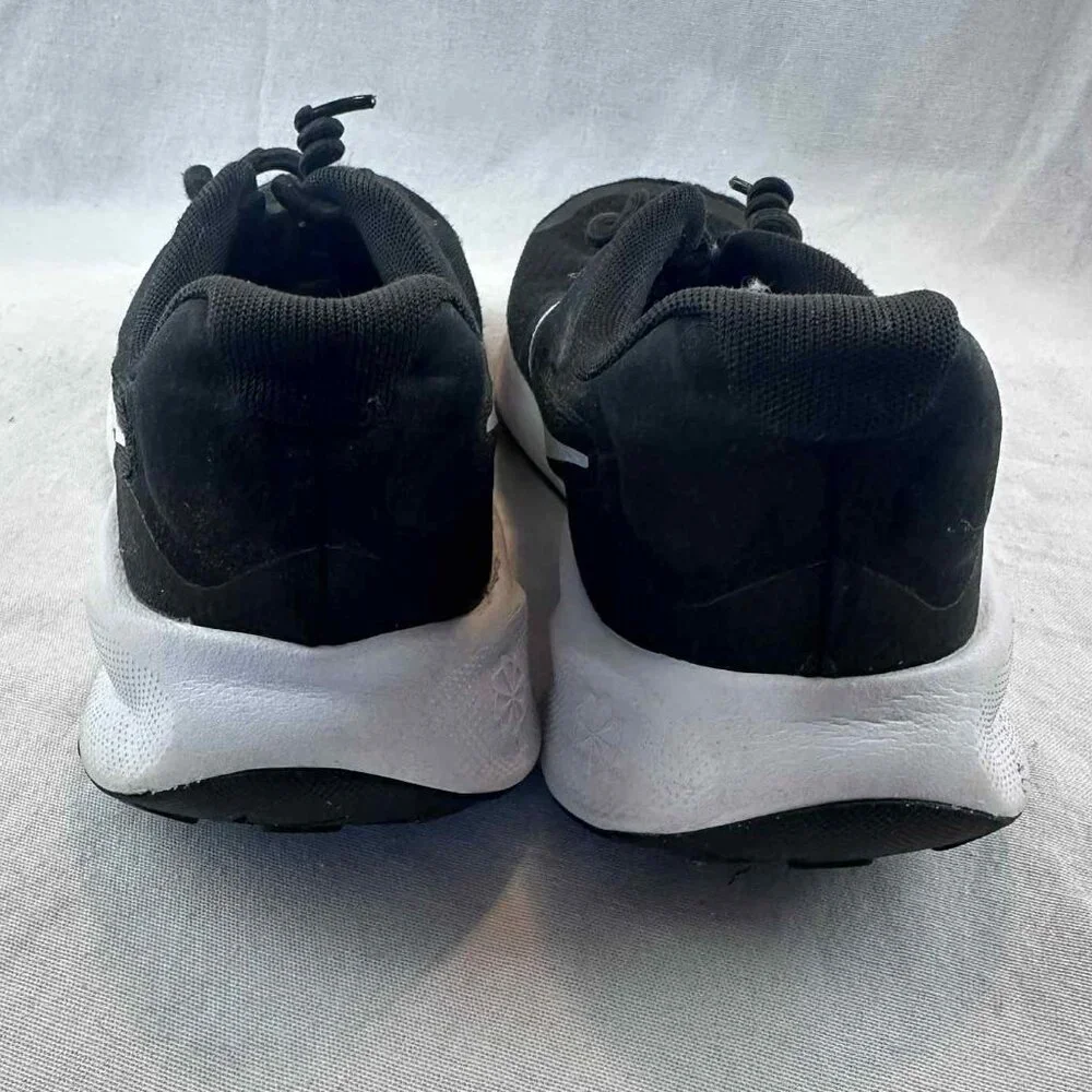 Nike Revolution 6 Women’s Running Shoes – Black/White –‎ Size 8W